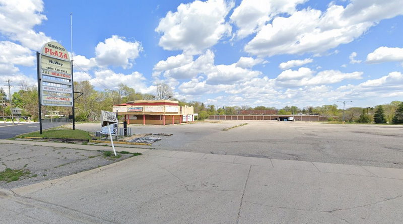 Glenwood Plaza - Street View (newer photo)